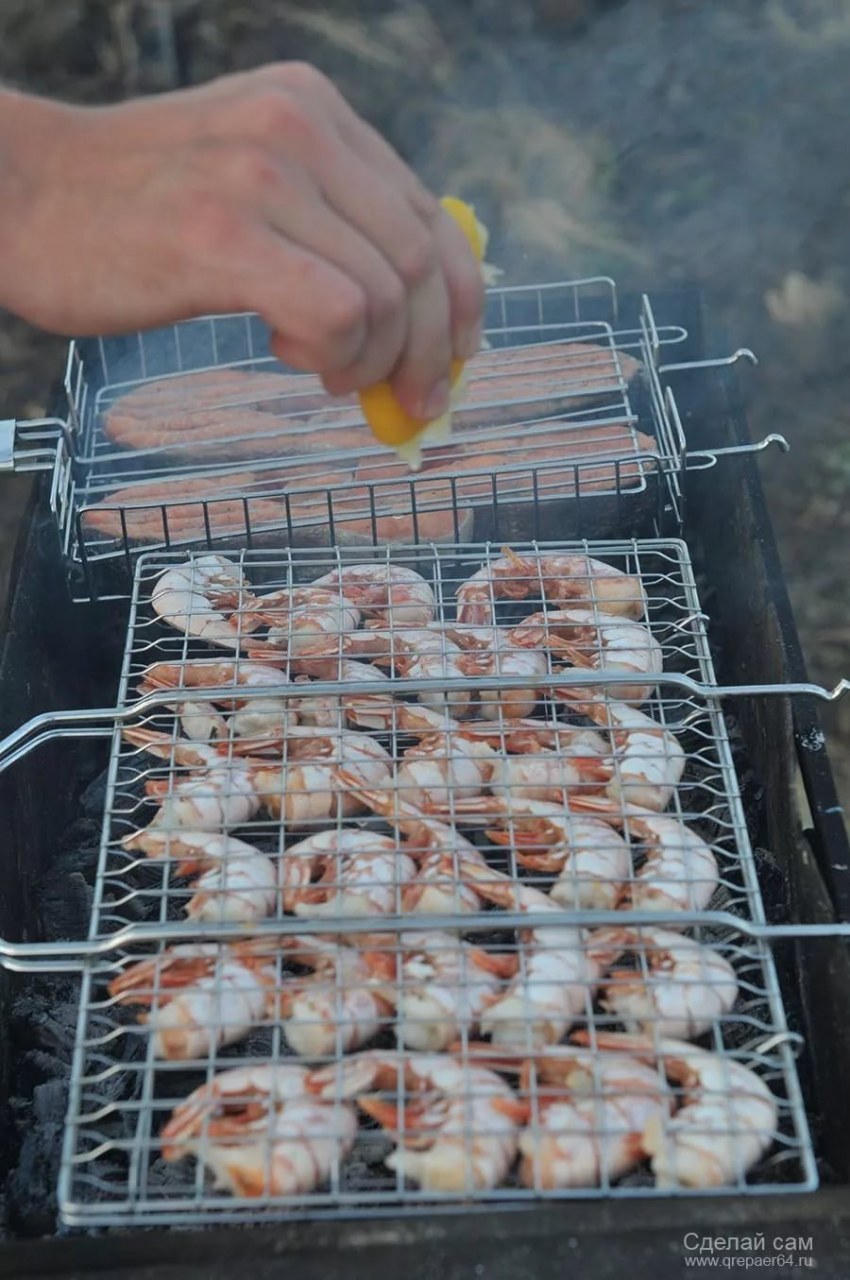 Креветки на решетке