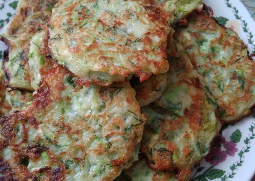 Кабачковые оладьи с начинкой