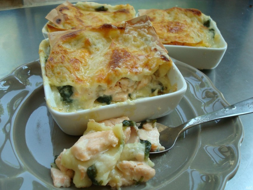 Лазанья с фаршем и соусом бешамель в духовке