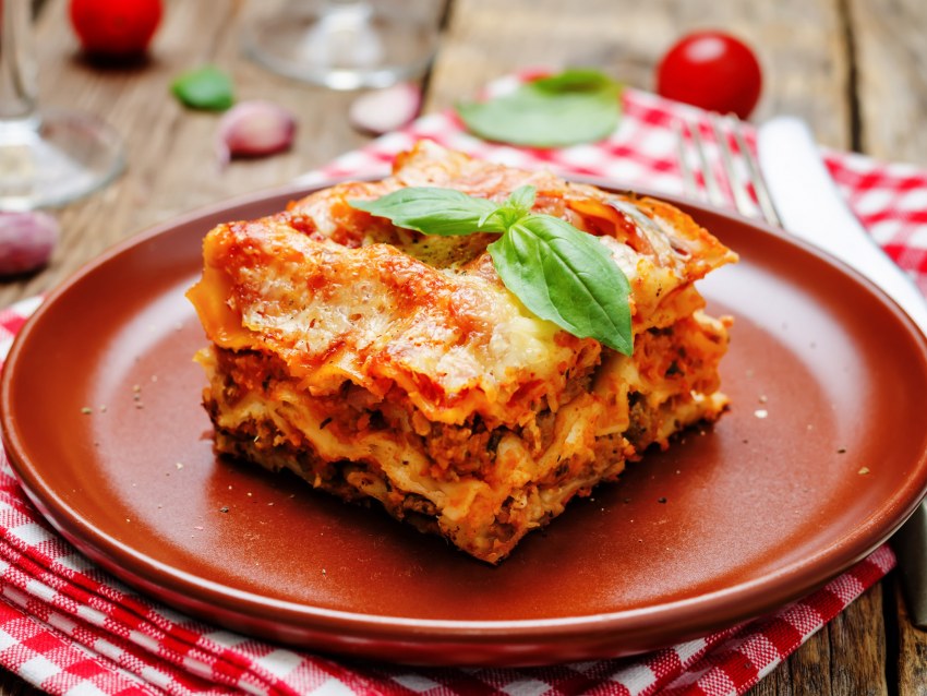Лазанья мясная с овощами