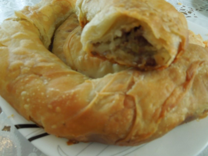 Турецкий борек с мясом