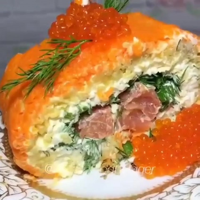 Салат закуска Царский рулет
