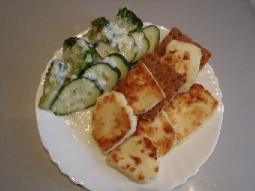 Салат с адыгейским сыром
