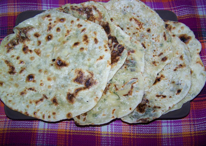 Пирог с сыром и зеленью