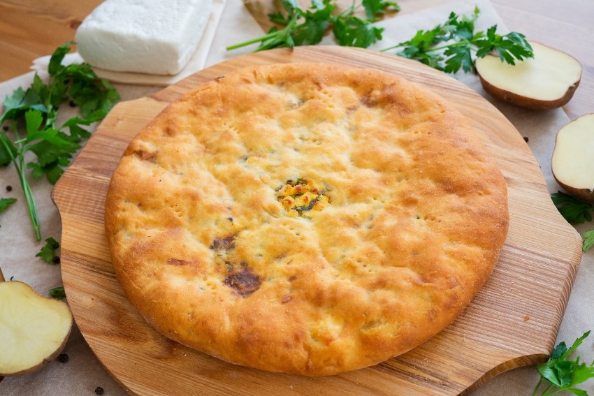 Лепешка с сыром и зеленью