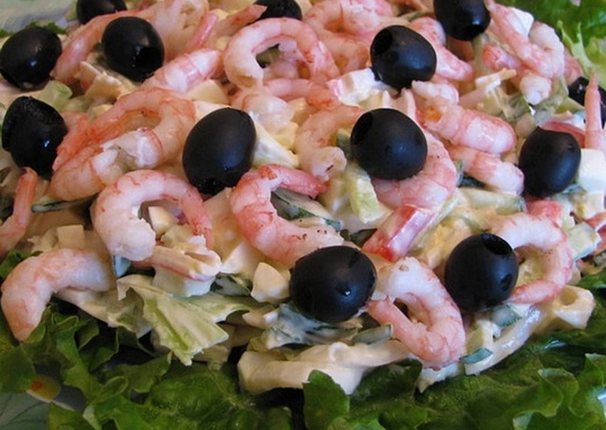 Салат морской Бриз с семгой