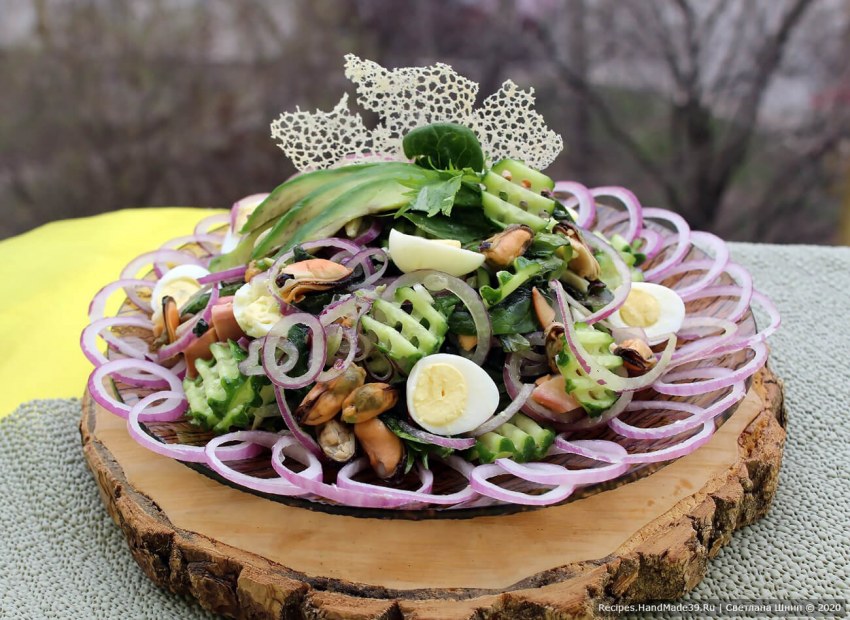 Салат с кальмарами и морковью