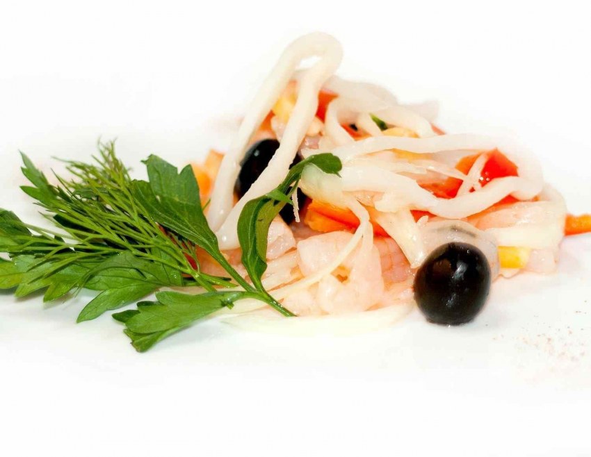 Салат морской Бриз с кальмарами