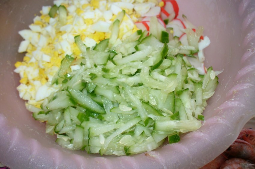 Салат с кальмарами и корейской морковкой самый вкусный