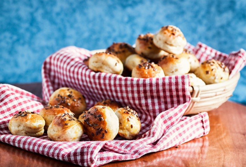 Корзина с булочками