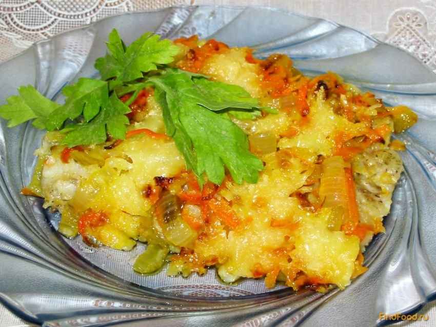 Минтай в духовке с картошкой морковью и луком
