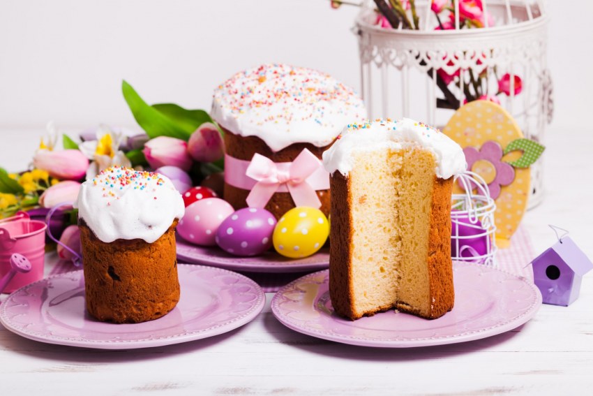 Кулич и яйца