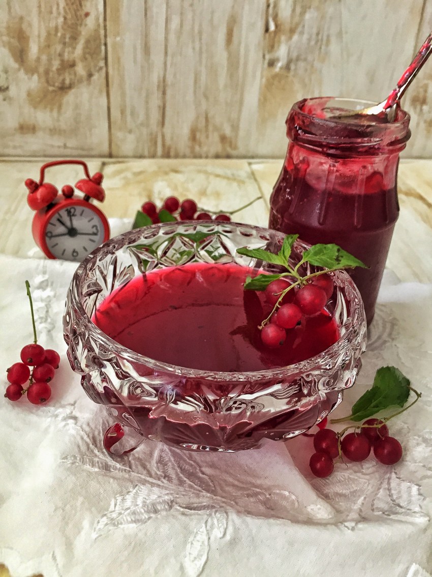 Красная смородина желе