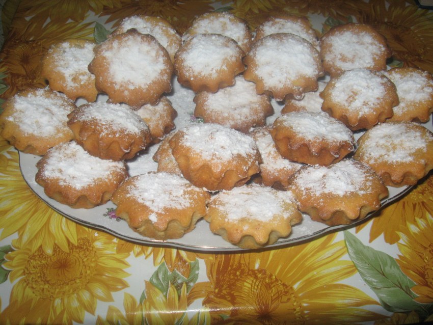 Кекс с кокосовой стружкой