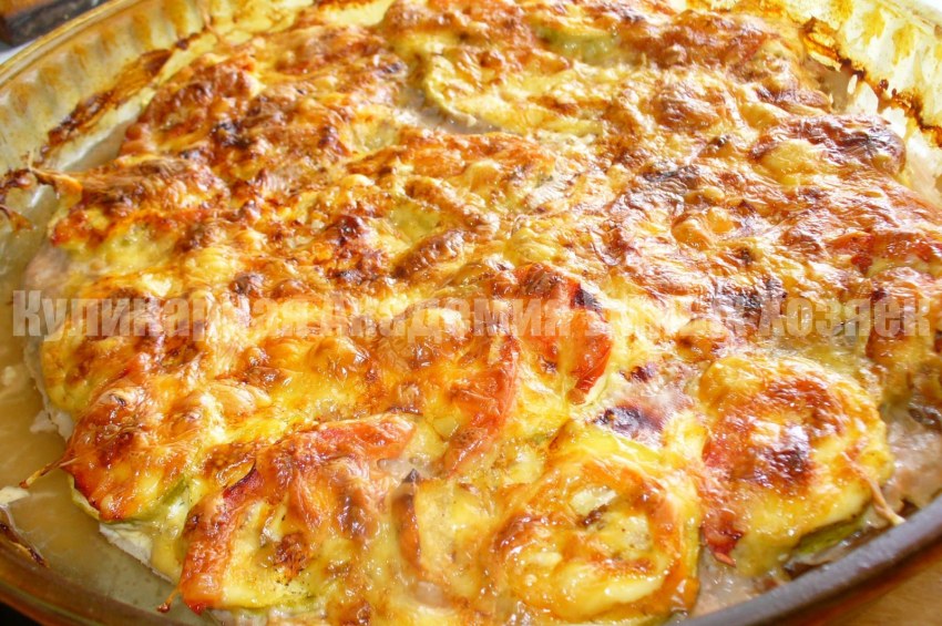 Свинина с картошкой и кабачками в духовке