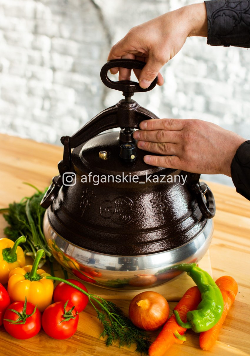 Свиные рёбрышки в афганском казане