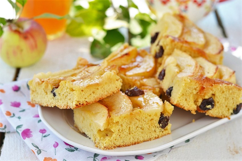 Пирог с яблоками