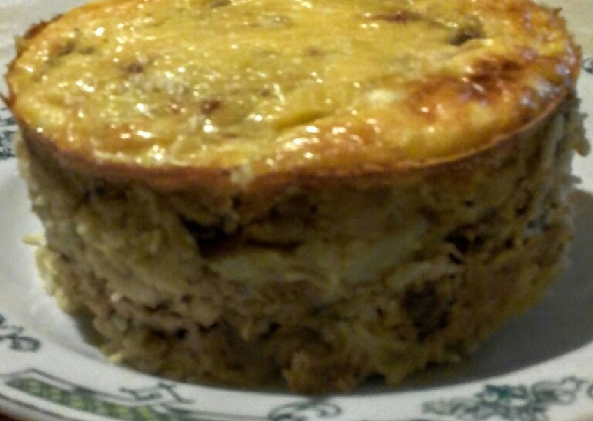 Картофельная запеканка с фаршем и помидорами