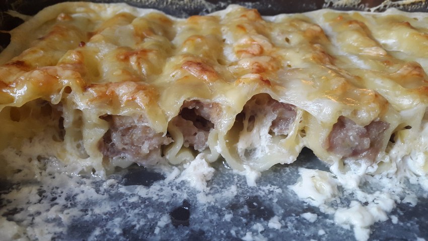 Каннеллони с беконом