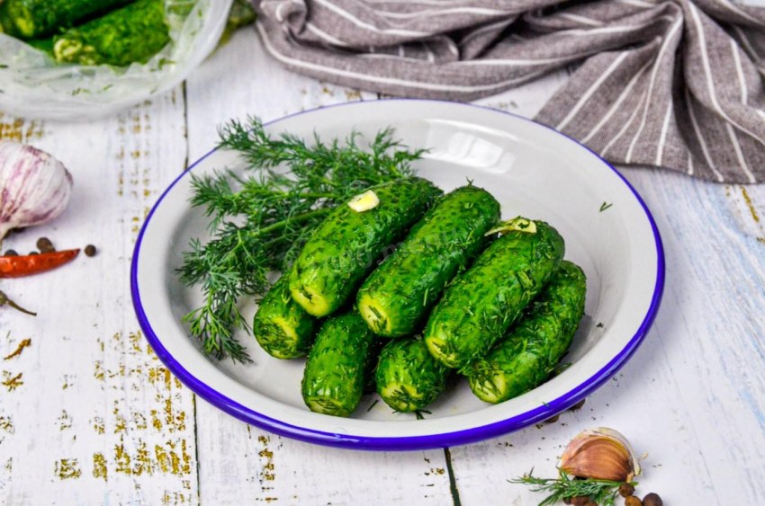 Огурцы Маринда малосольные