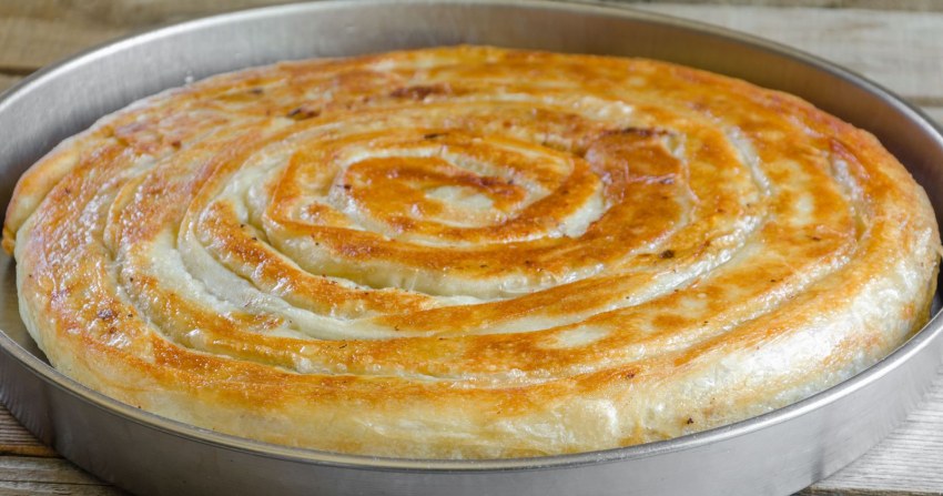Пирог из лаваша с грибами и сыром
