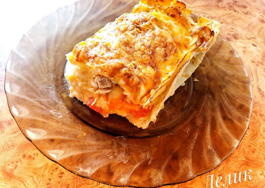 Лаваш с фаршем запеченный
