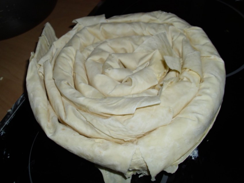 Пирог из лаваша с курицей