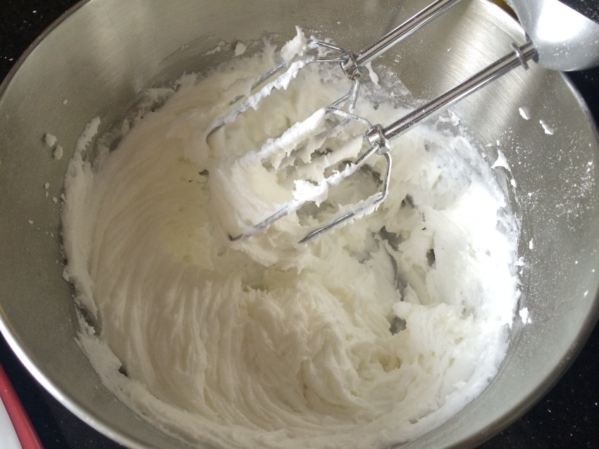 Помадка для кулича из сахарной пудры