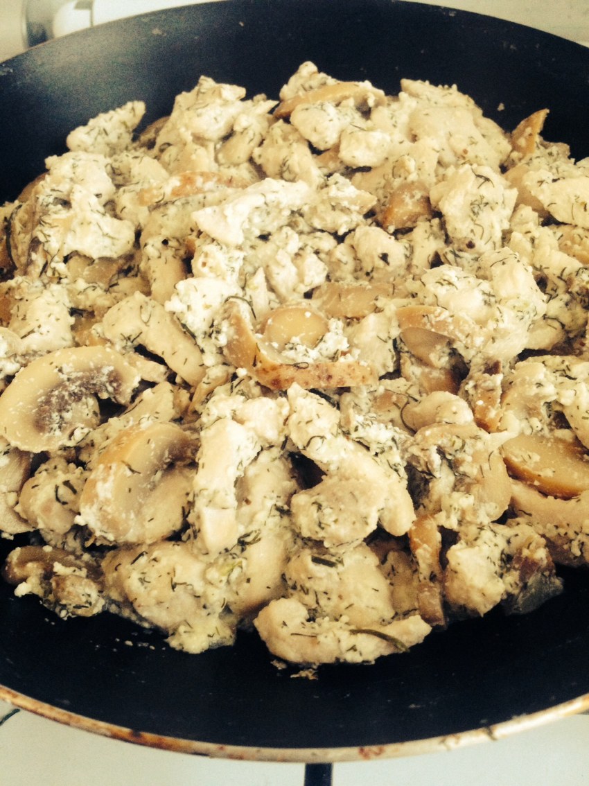 Фрикасе из курицы с шампиньонами