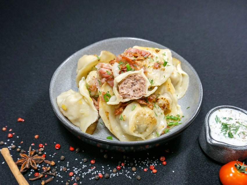 Пельмени со сметаной