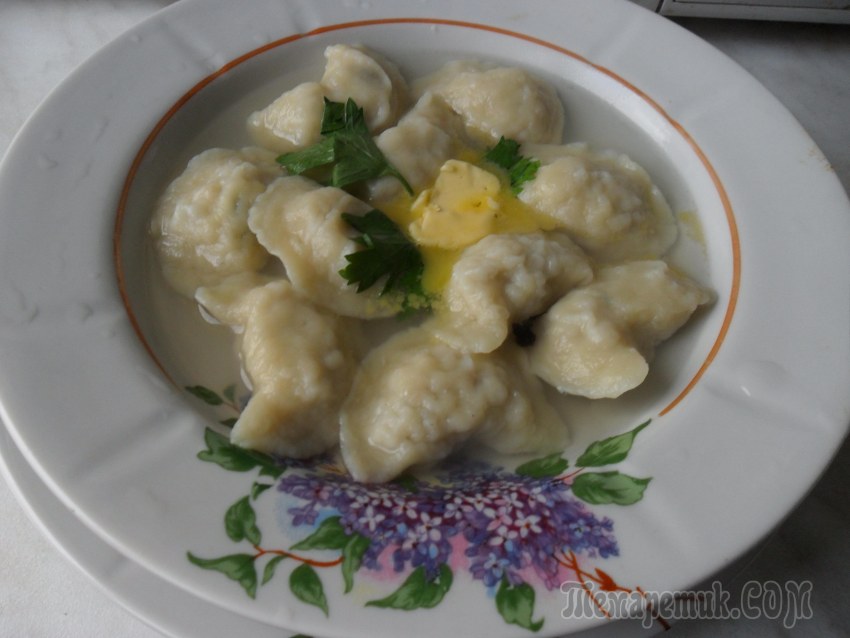 Пельмени ресторанная подача