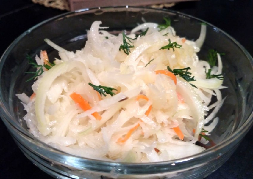 Салат с зеленой редькой