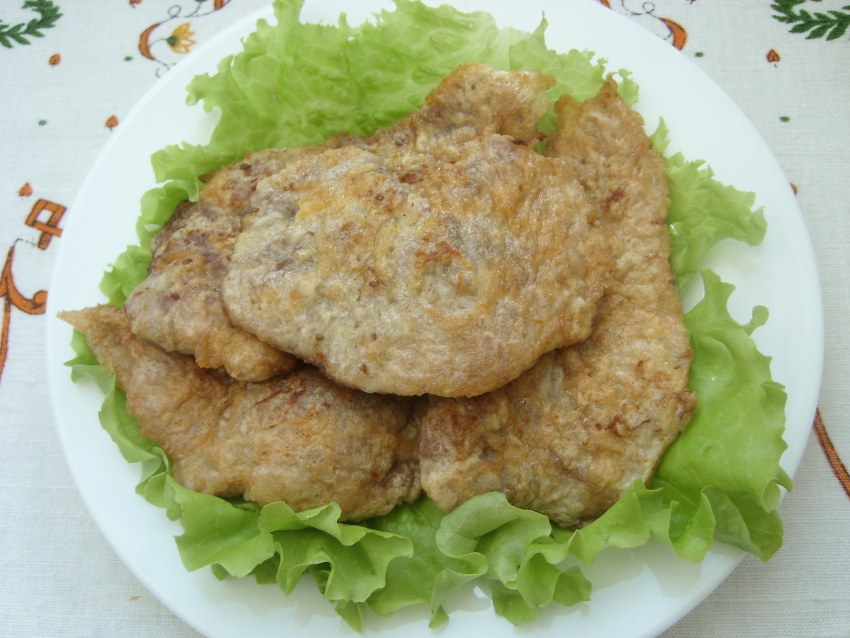 Отбивные из свинины в кляре на сковороде
