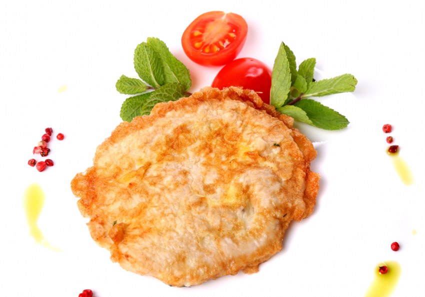 Отбивные из говядины на сковороде в кляре