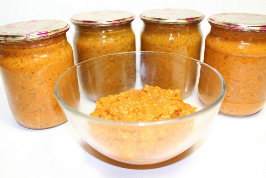 Кабачковая икра банка