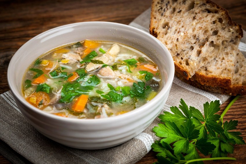 Суп с рисом и курицей