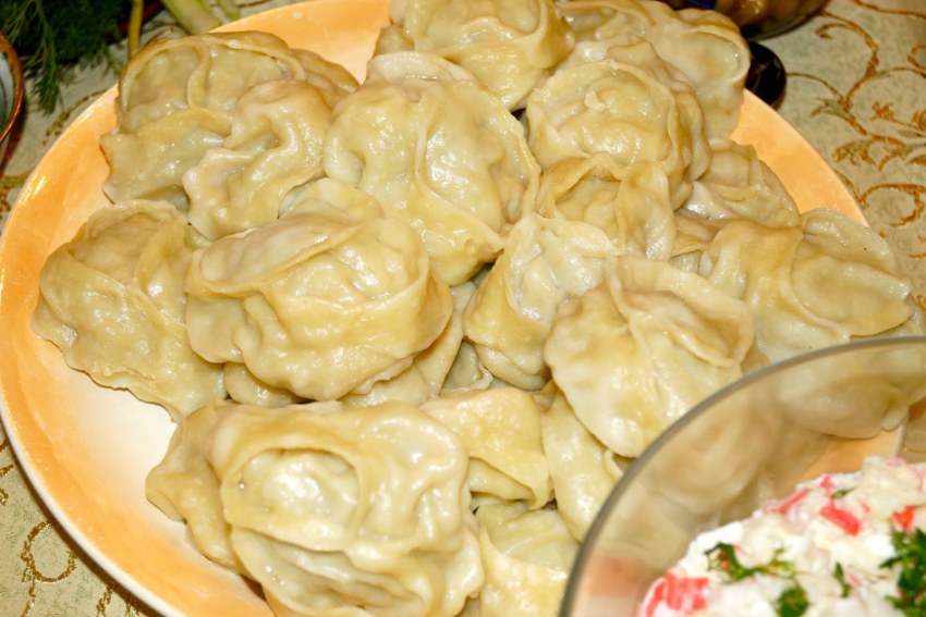 Манты в мантышнице