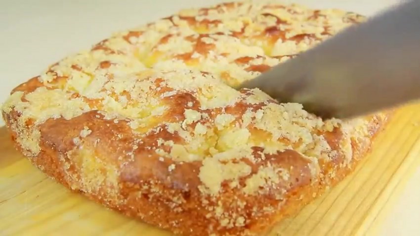 Сахарный пирог безумно вкусный и простой