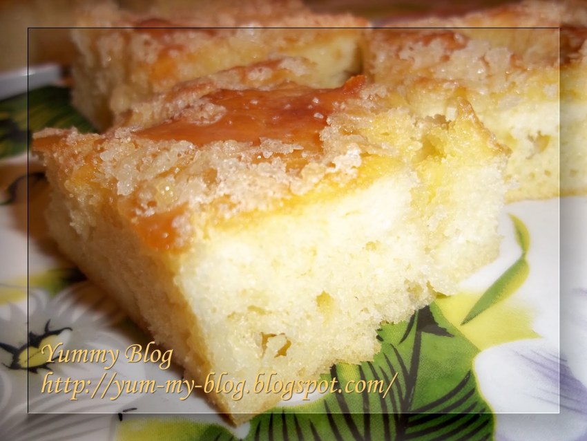 Шарлотка с карамелизированными яблоками