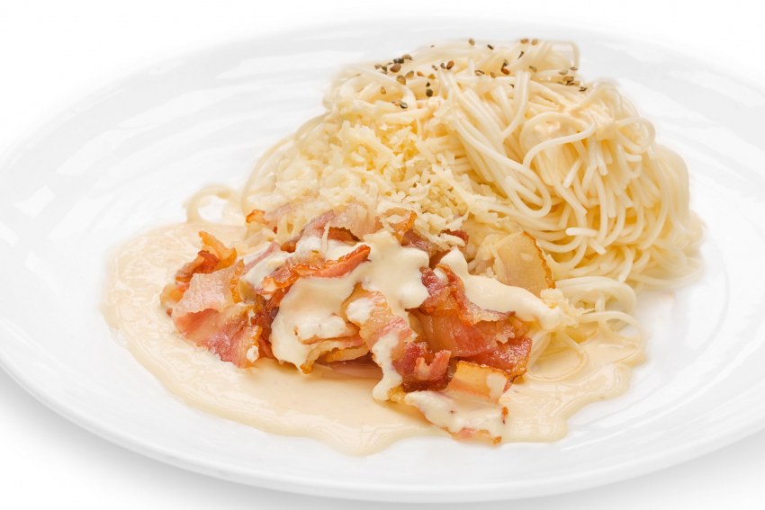 Лапша с беконом