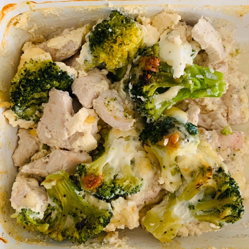 Брокколи с яйцом и сыром