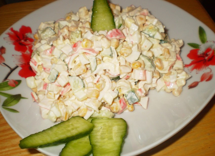 Крабовый салат с рисом