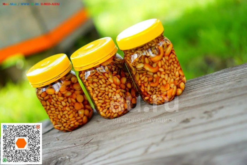 Грецкие орехи с медом банка