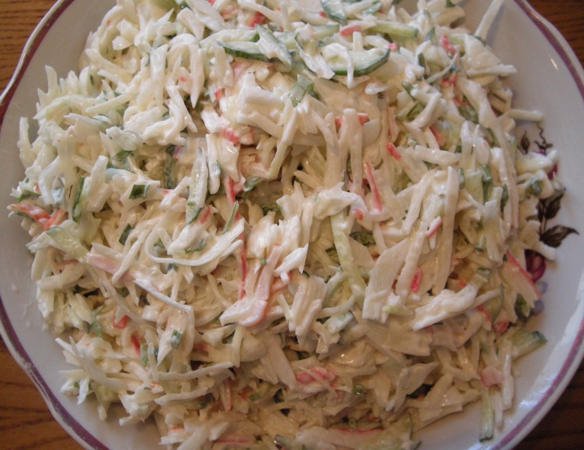 Пекинская капуста с крабовыми палочками