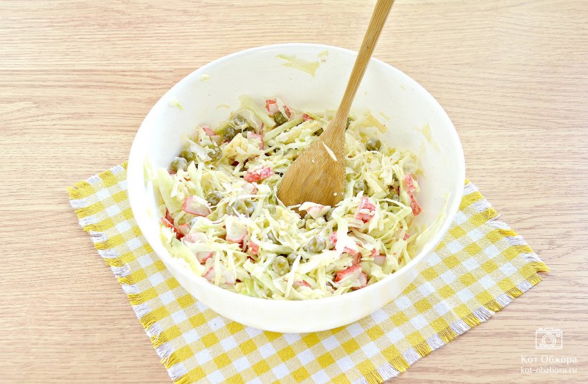 Пекинская капуста с крабовыми палочками