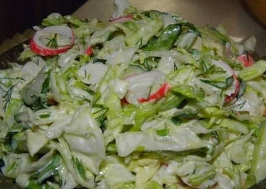 Крабовый салат с капустой белокочанной