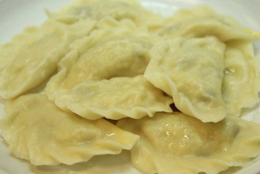 Пельмени с клубникой