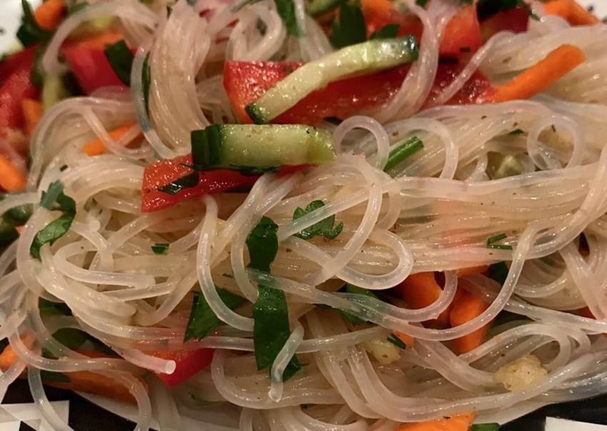 Фунчоза с корейской морковкой