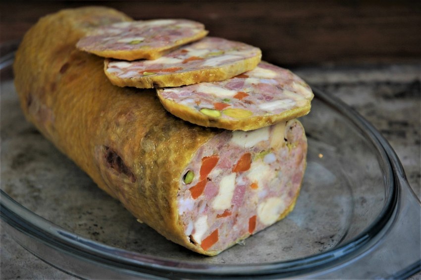 Домашняя колбаса из курицы