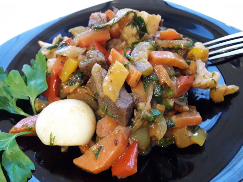 Брюссельская капуста с кедровыми орешками